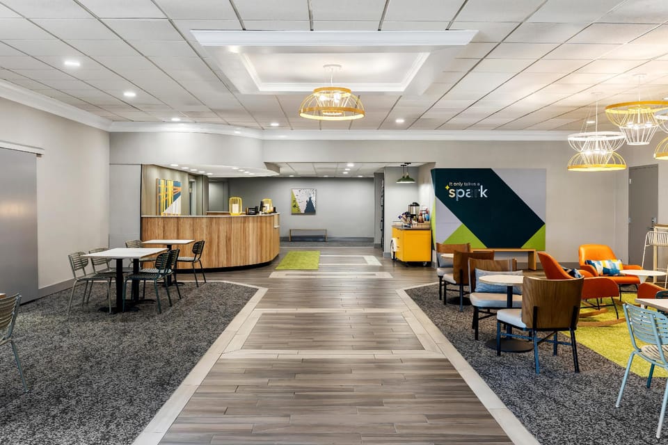 Spark by Hilton Akron Fairlawn Hotel in Fairlawn