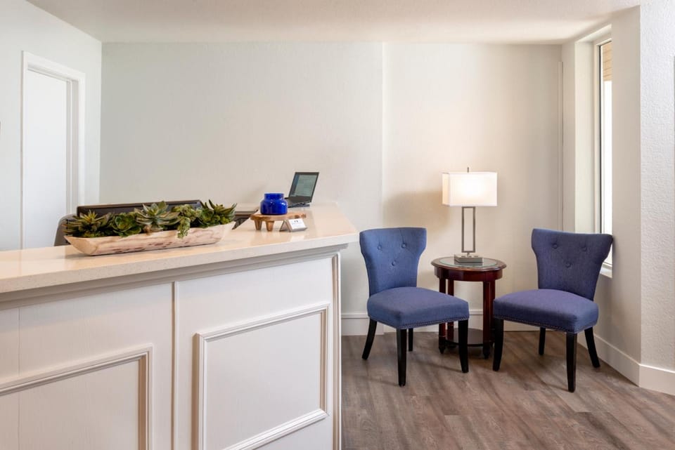 Beachfront Inn Inn in Capistrano Beach