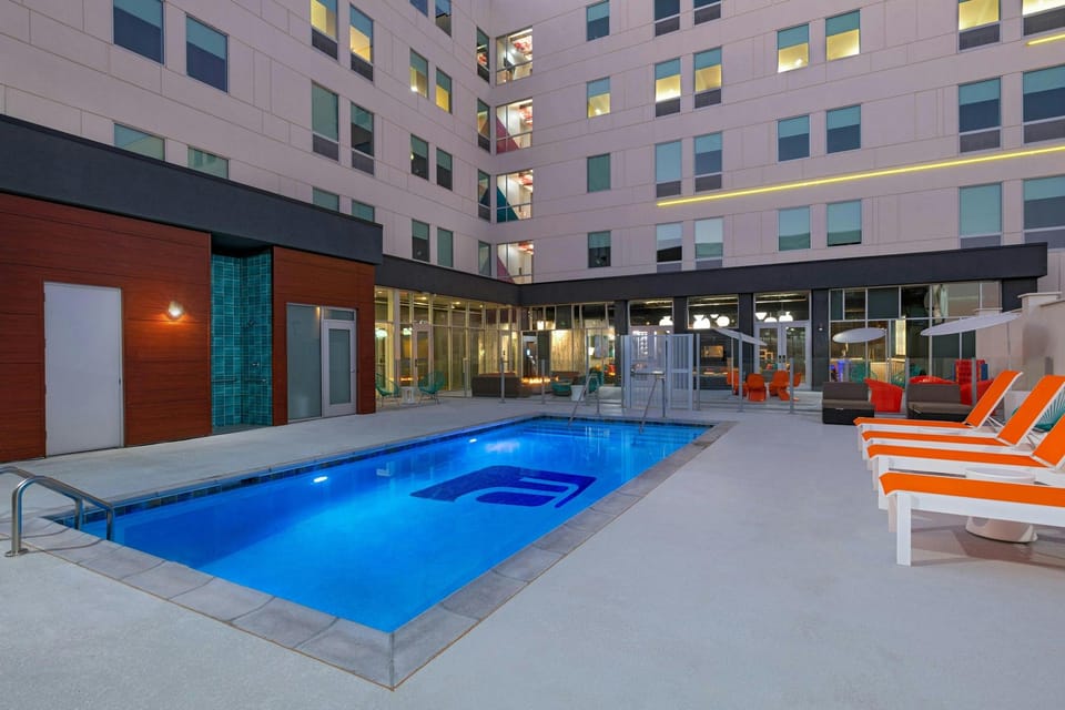 Aloft Waco Downtown Hotel in Waco