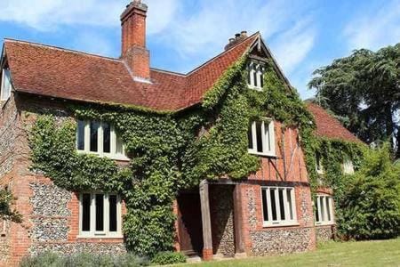 Church Farm B&B Suffolk Hotel in Babergh District
