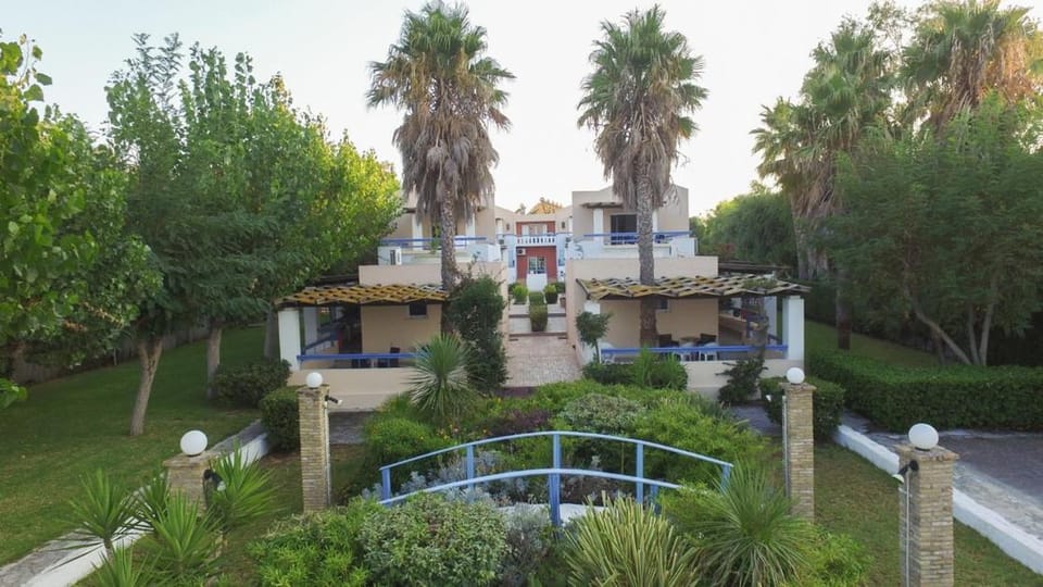 Aithrio Hotel Apartment hotel in Peloponnese, Western Greece and the Ionian
