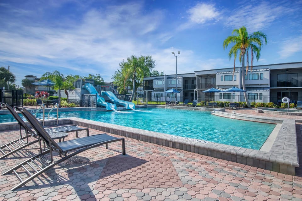 Orbit One Vacation Villas Resort in Bay Lake