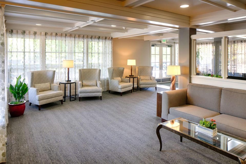 Red Lion Hotel Bellevue Hotel in Bellevue