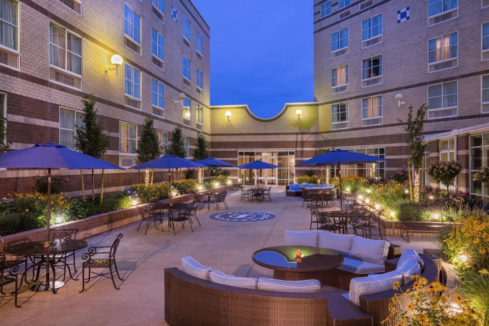 Sheraton Boston Needham Hotel Hotel in Newton