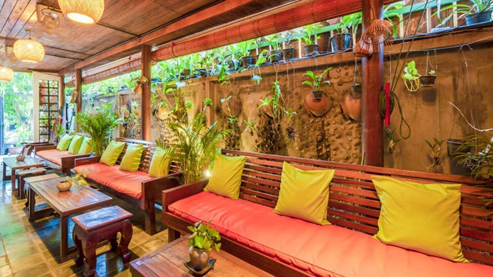 Bar/lounge