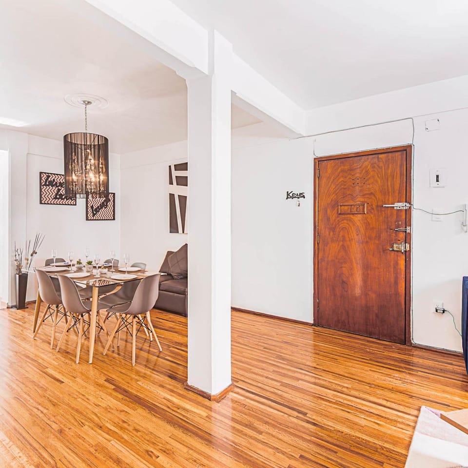 Roma Sur Apartments with Balcony - Family Friendly Hotel in Mexico City