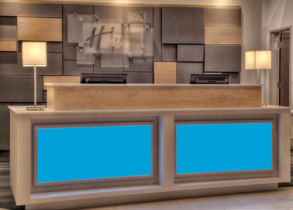 Holiday Inn Express & Suites Victoria-Colwood By IHG Hotel in Cowichan Valley