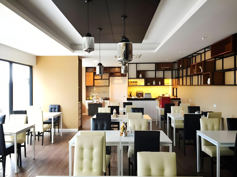 Coffee shop