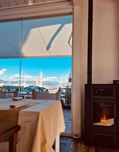 About Italy Holiday Rooms and Apartments Hotel in La Spezia