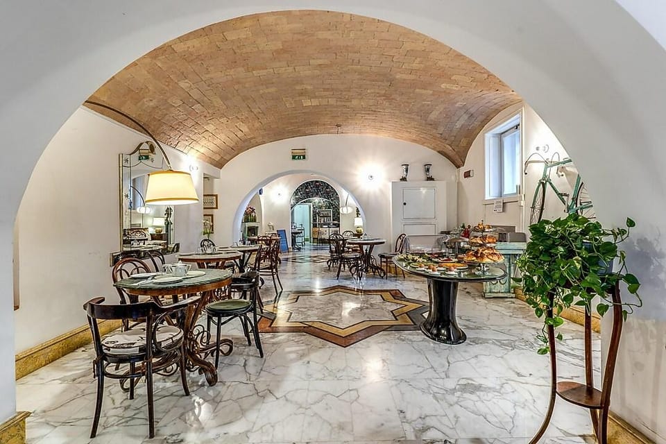 Hotel Emona Aquaeductus Hotel in Rome