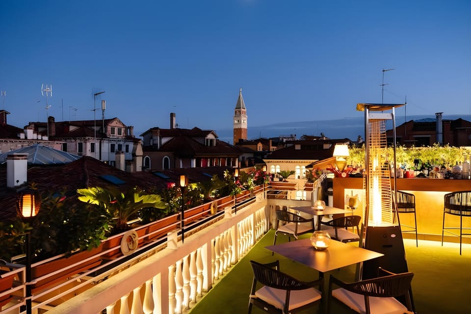 Hotel A La Commedia Hotel in San Marco