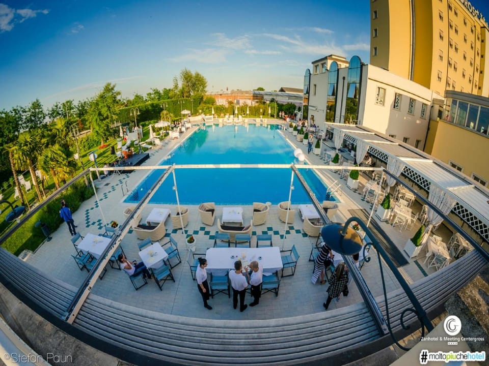 Zanhotel Centergross Hotel in Emilia-Romagna