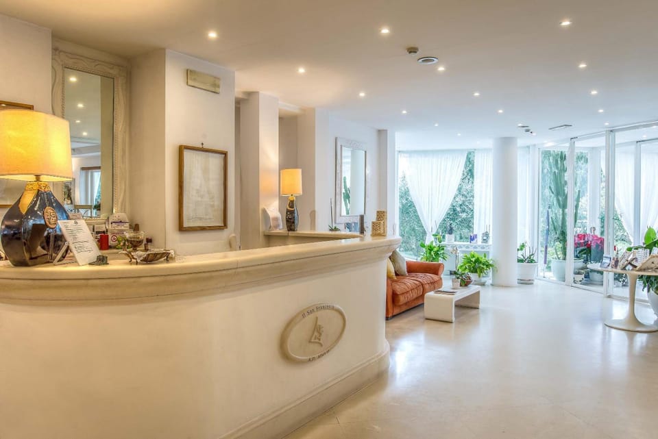 Il San Francesco Charming Hotel Hotel in Sabaudia