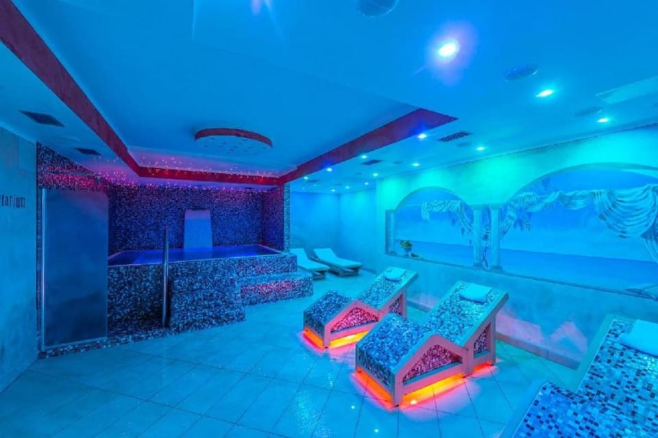 Garda Suite Hotel - Adults Only Hotel Hotel in Limone Sul Garda