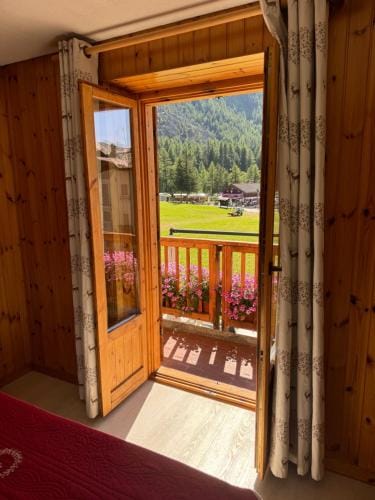 Hotel Ondezana Hotel in Aosta Valley, Italy