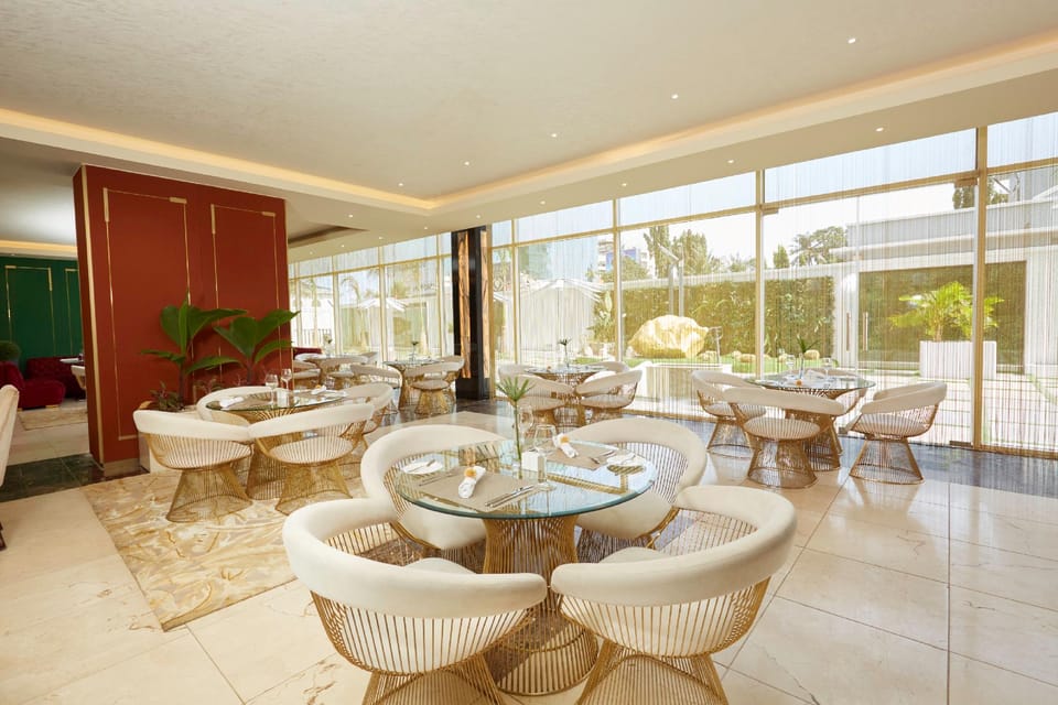 Number One Oxford Street Hotel & Suites Hotel in Accra