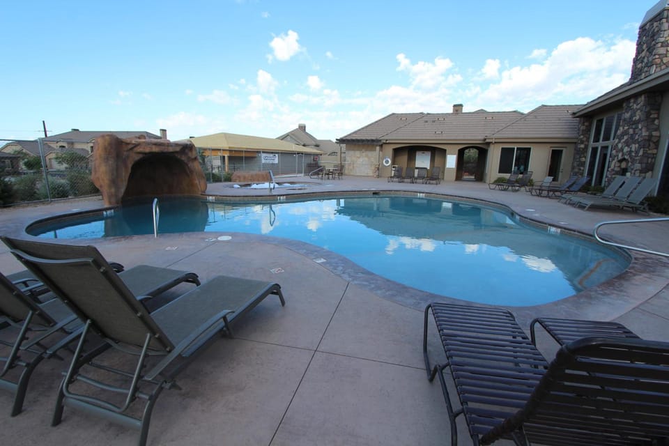 Canyon Villas at Coral Ridge Hotel in Washington