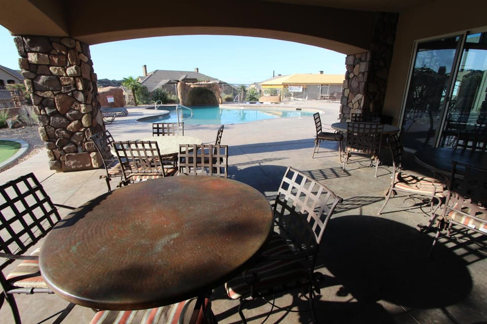 Canyon Villas at Coral Ridge Hotel in Washington