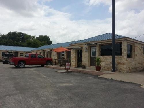 Star Inn Inn in Karnes City