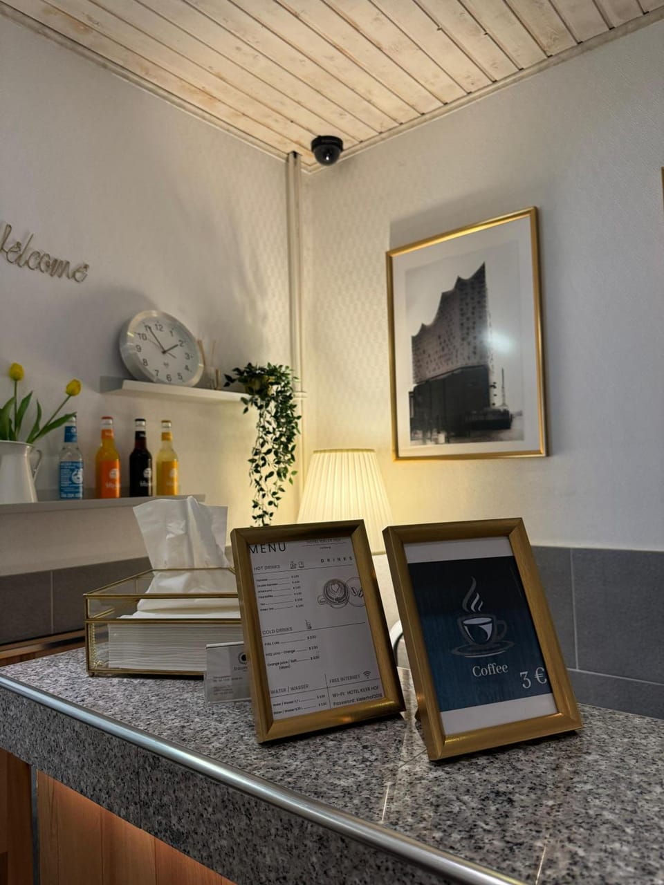 Hotel Kieler Hof - Hamburg Central Station Hotel in Hamburg