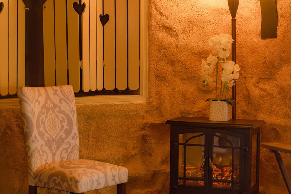 Cabernet House, an Old World Inn Inn in Napa Valley
