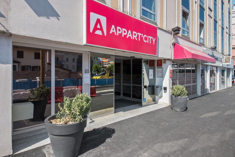 Appart'City Classic Genève - Gaillard Apartment hotel in Canton of Geneva