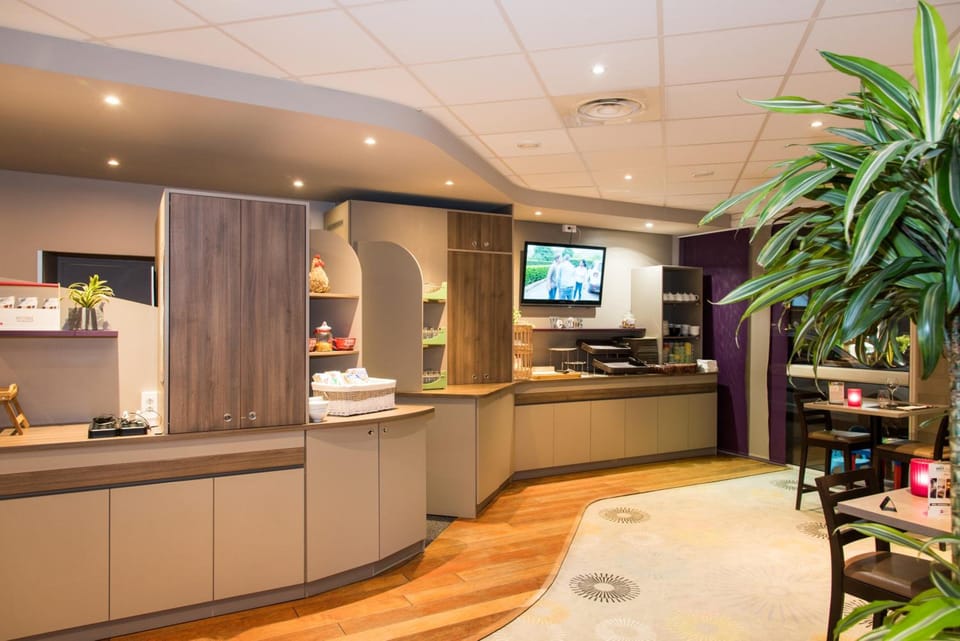 Brit Hotel Tours Sud – Le Cheops Hotel in Joué-lès-Tours