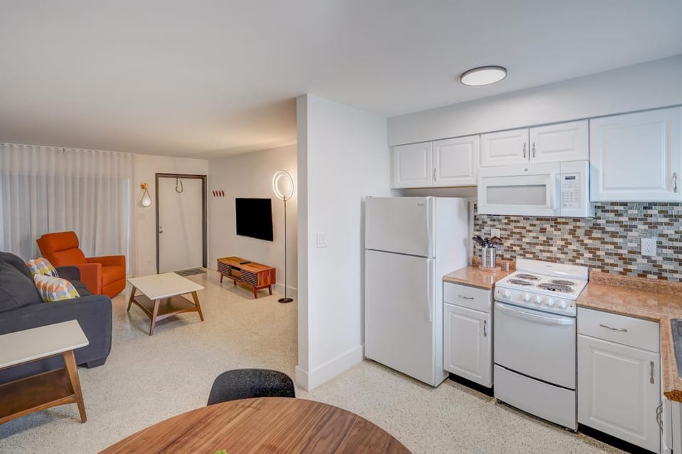 Ocean Villas of Deerfield Hotel in Deerfield Beach