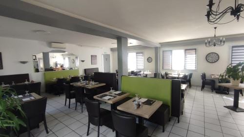 A L'Oree du Bois chez Doudou&Lolo Hotel in Auvergne-Rhône-Alpes
