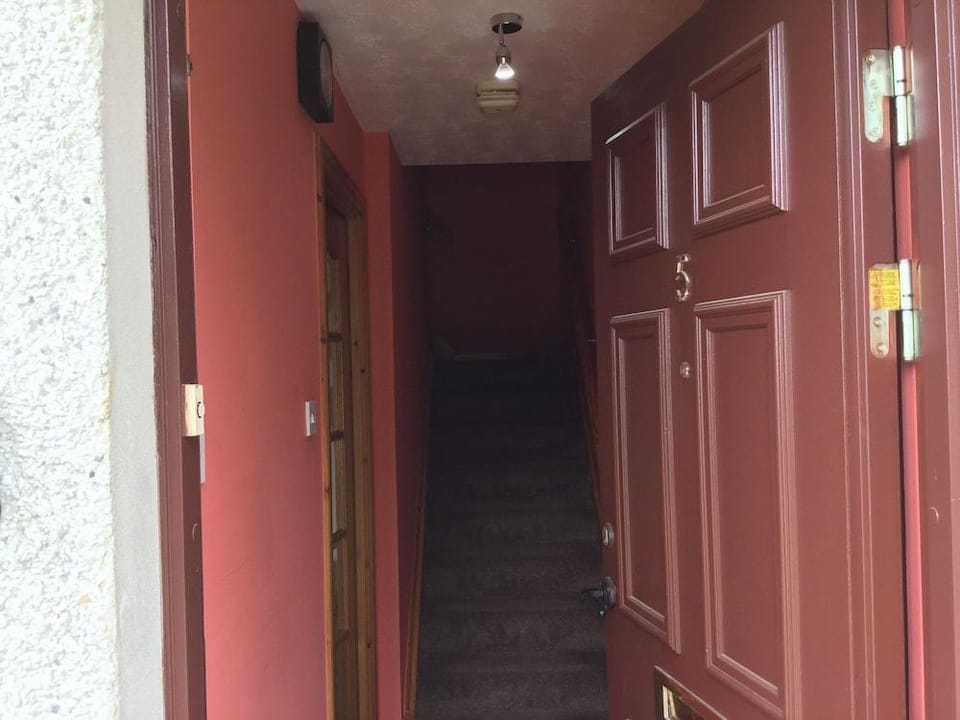 Inverness Apartments - Glen View Hotel in Inverness