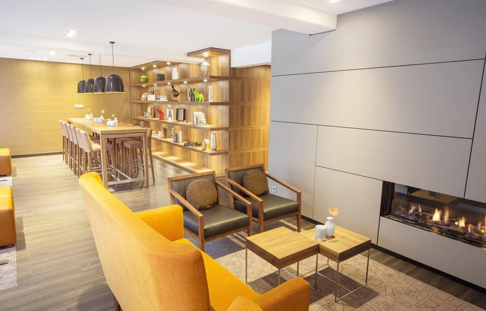 Bar/lounge
