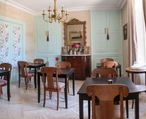Victoria Arromanches B&B Hotel in Normandy