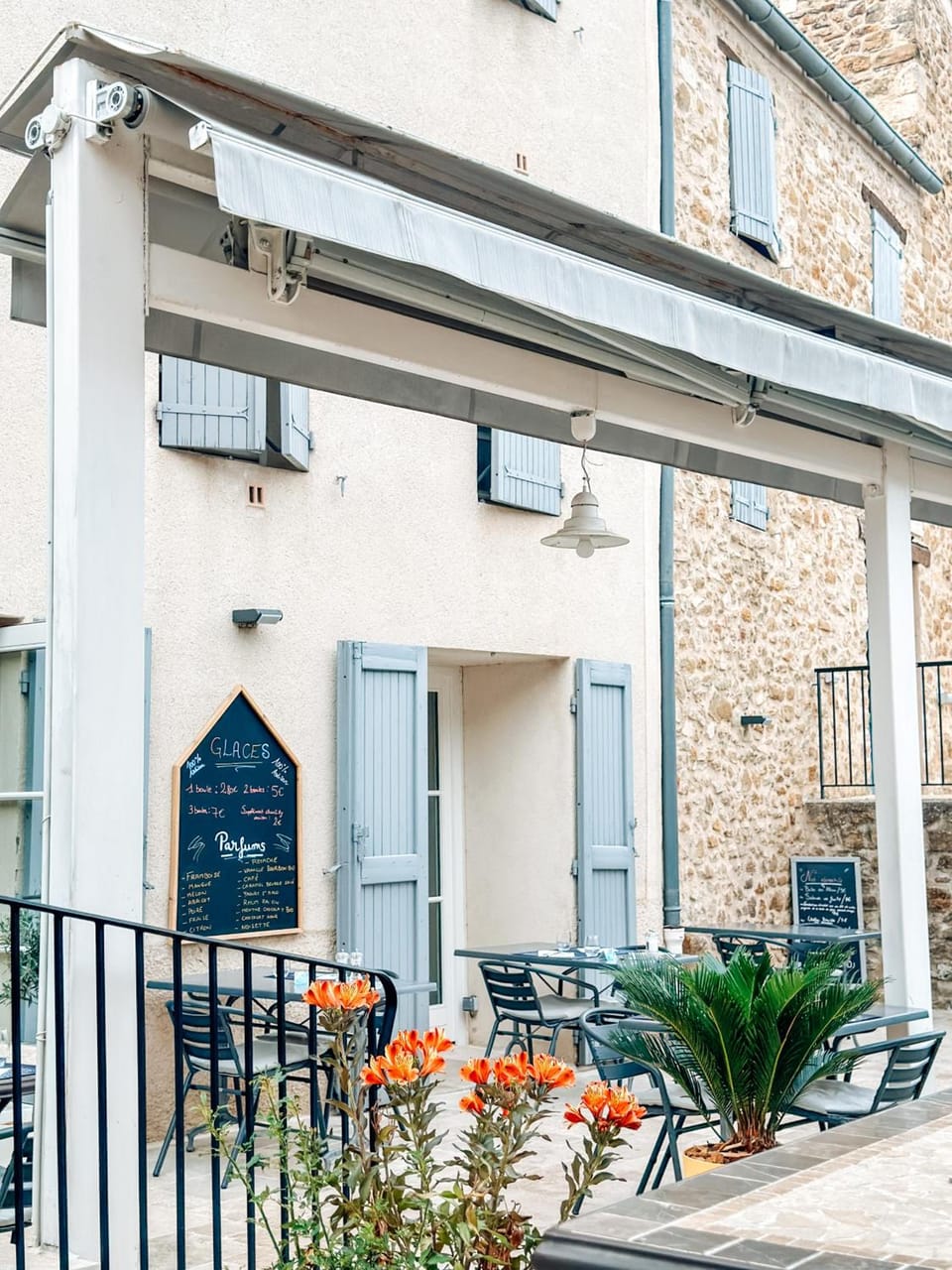 Auberge de l'Abbaye Cruis Hotel in Provence-Alpes-Côte d'Azur