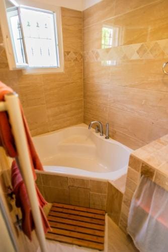 Les Manaux en Provence Hotel in French Riviera