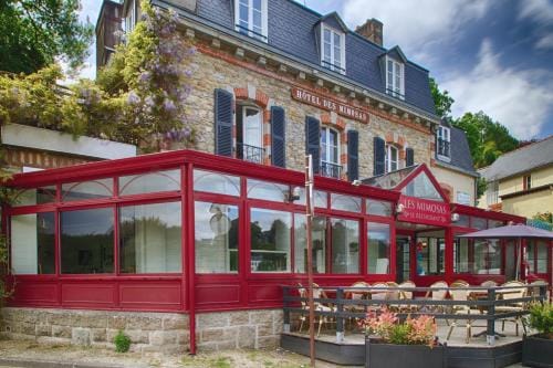 Hotel de charme Les Mimosas Hotel in Pont-Aven