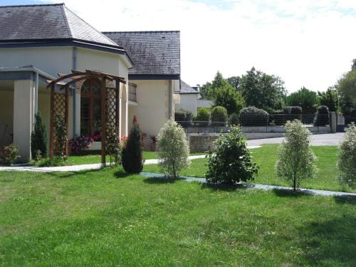 Le Petit Etang Hotel in Brittany