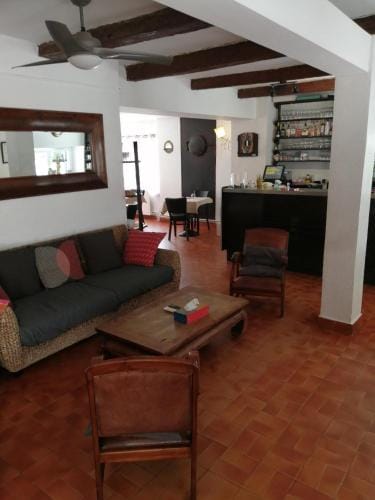 Auberge La Folie Hotel in Sausset-les-Pins