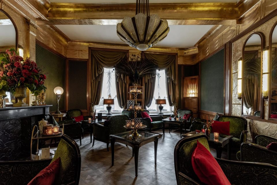 Bar/lounge