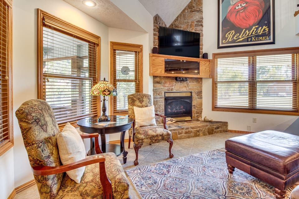 'TroutFest' Riverfront Norfork Home, Great Fishing House in Arkansas