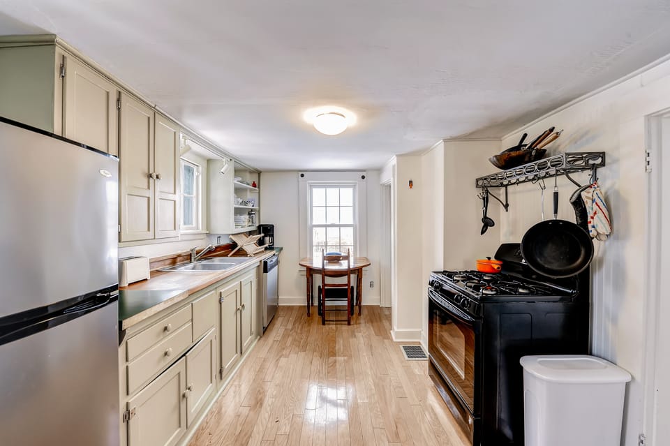 Beautiful Views, 1 Mi to Beach! Ipswich Cottage Cottage in Ipswich