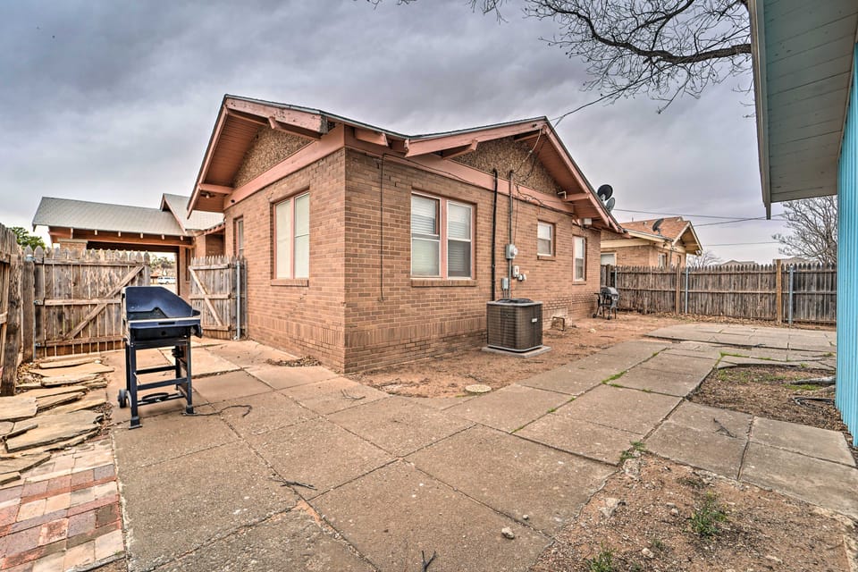 By Dtwn Lubbock! Spacious 4BR Home Near Texas Tech House in Lubbock