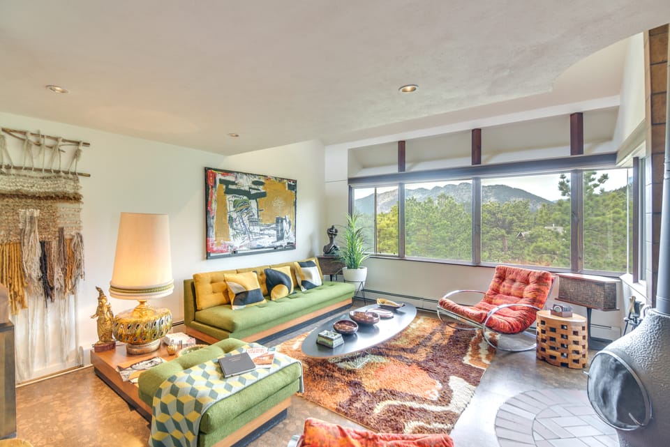 Boulder 'Barrett House' on Mtn Peak w/ Hot Tub House in Colorado