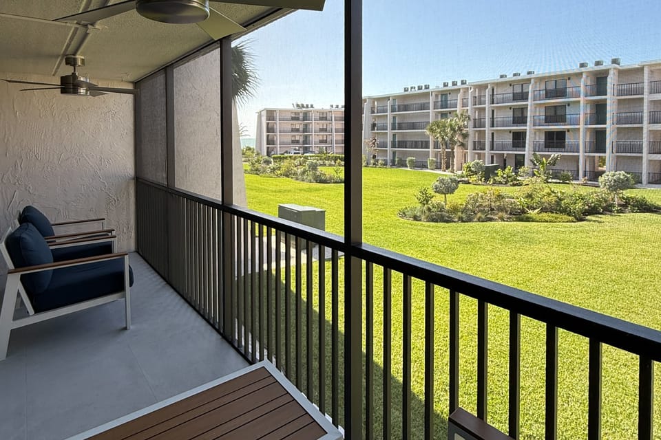 Sanibel Island Studio: Pool Access, Walk to Beach Apartment in Sanibel Island
