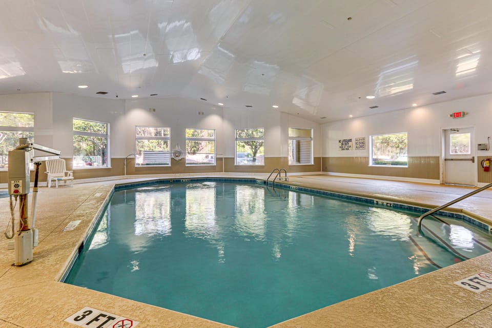 Closest 2 BR to the Beach! Hilton Head Condo Apartment in Hilton Head Island