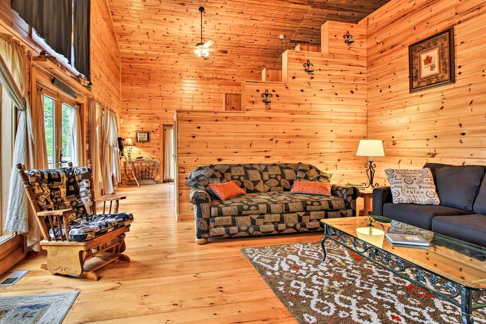 Lakefront Cabin w/ Private Deck, Dock & Fire Pit! House in Minnesota