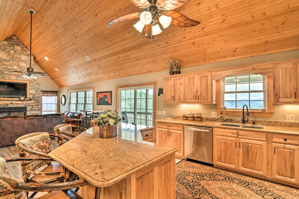 Mountain-View Franklin Retreat: Near Hiking! House in Tennessee