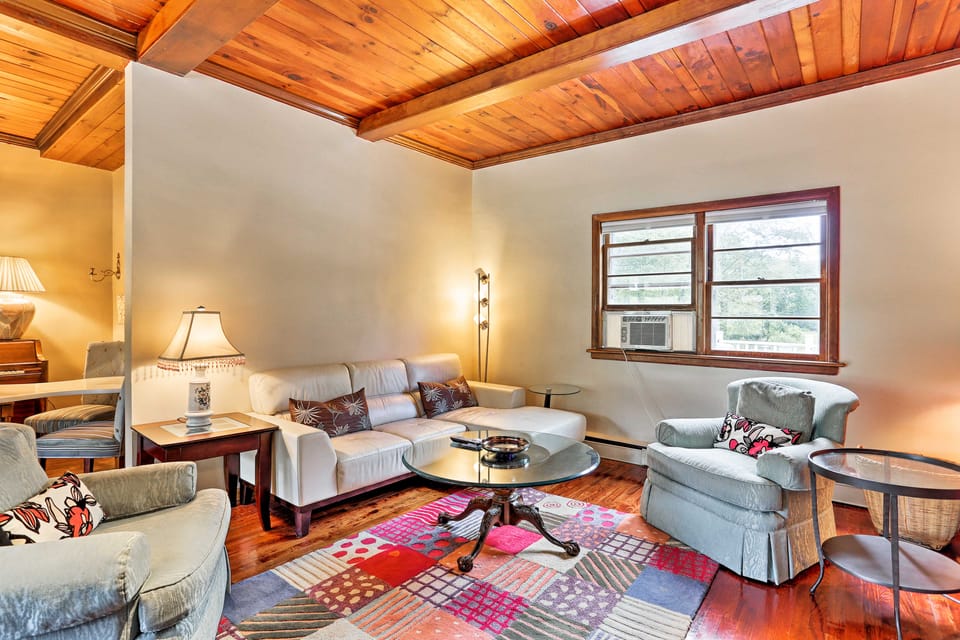 Wawayanda House on 62 Acres - Multiple Fireplaces! House in Hudson Valley