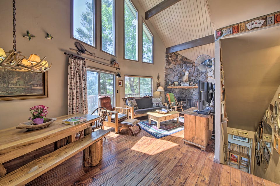 Family Cabin w/ Game Room Near Hiking + Skiing! House in Lake Arrowhead