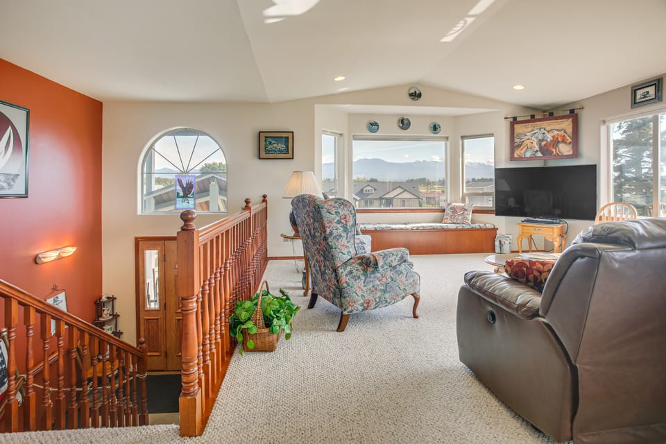Charming Sequim House w/ Olympic Peninsula Views! House in Washington