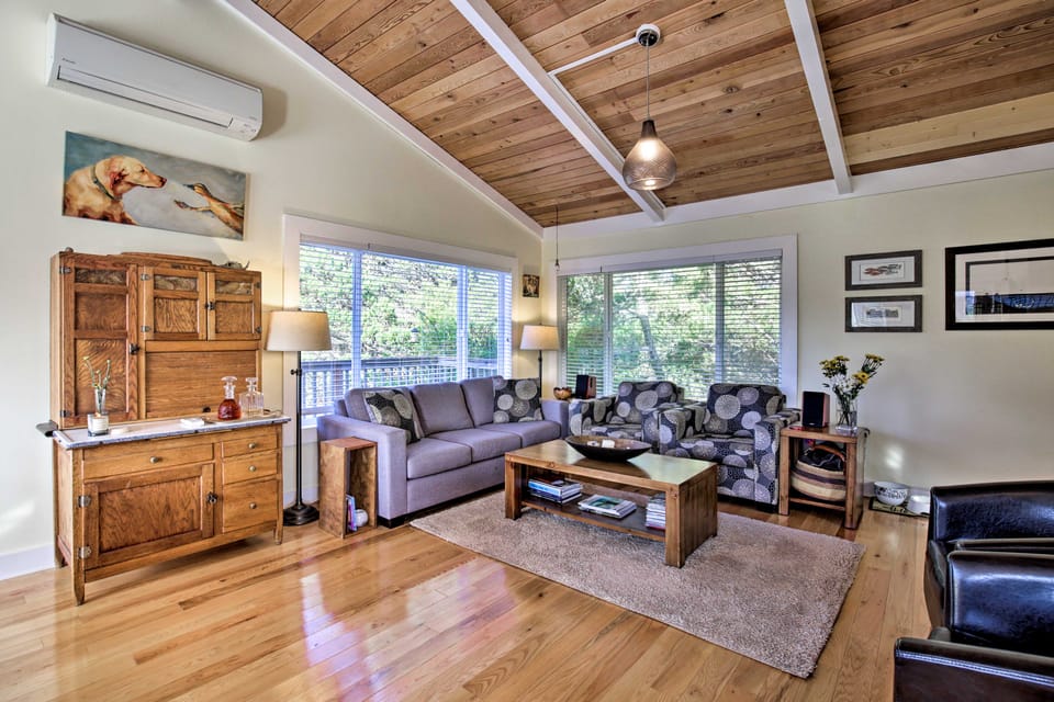 Private Rockaway Beach Retreat: 2 Blocks to Ocean! Cottage in Rockaway Beach